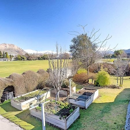 Wanaka Holiday Home Экстерьер фото