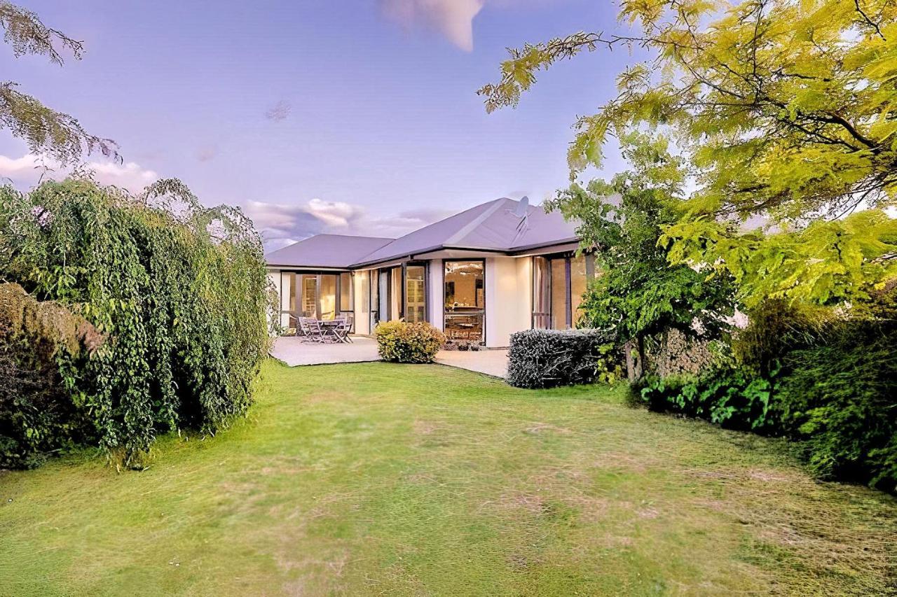 Wanaka Holiday Home Экстерьер фото